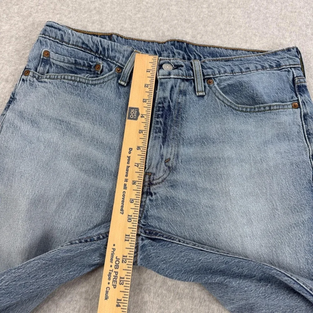 Levis 541 Jeans Mens 34 Blue Light Wash Athletic Taper Stretch Denim 34x32